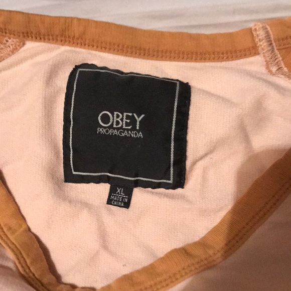 Long sleeve baseball style obey shirt - Picture 2 of 2